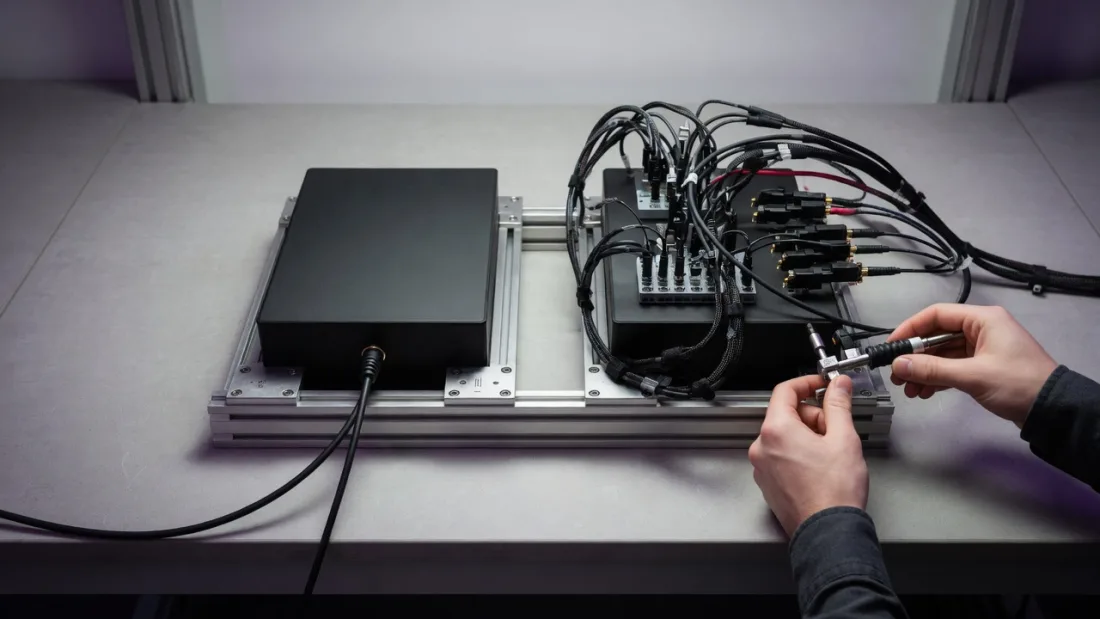 Two compute modules compared with and without a dense test harness